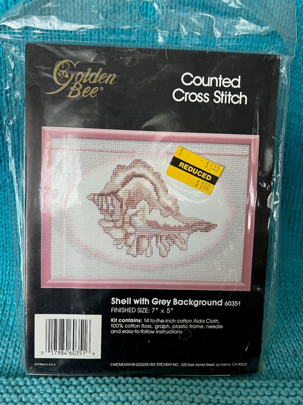 Golden Bee Shell with Grey Background 60351 cross stitch kit